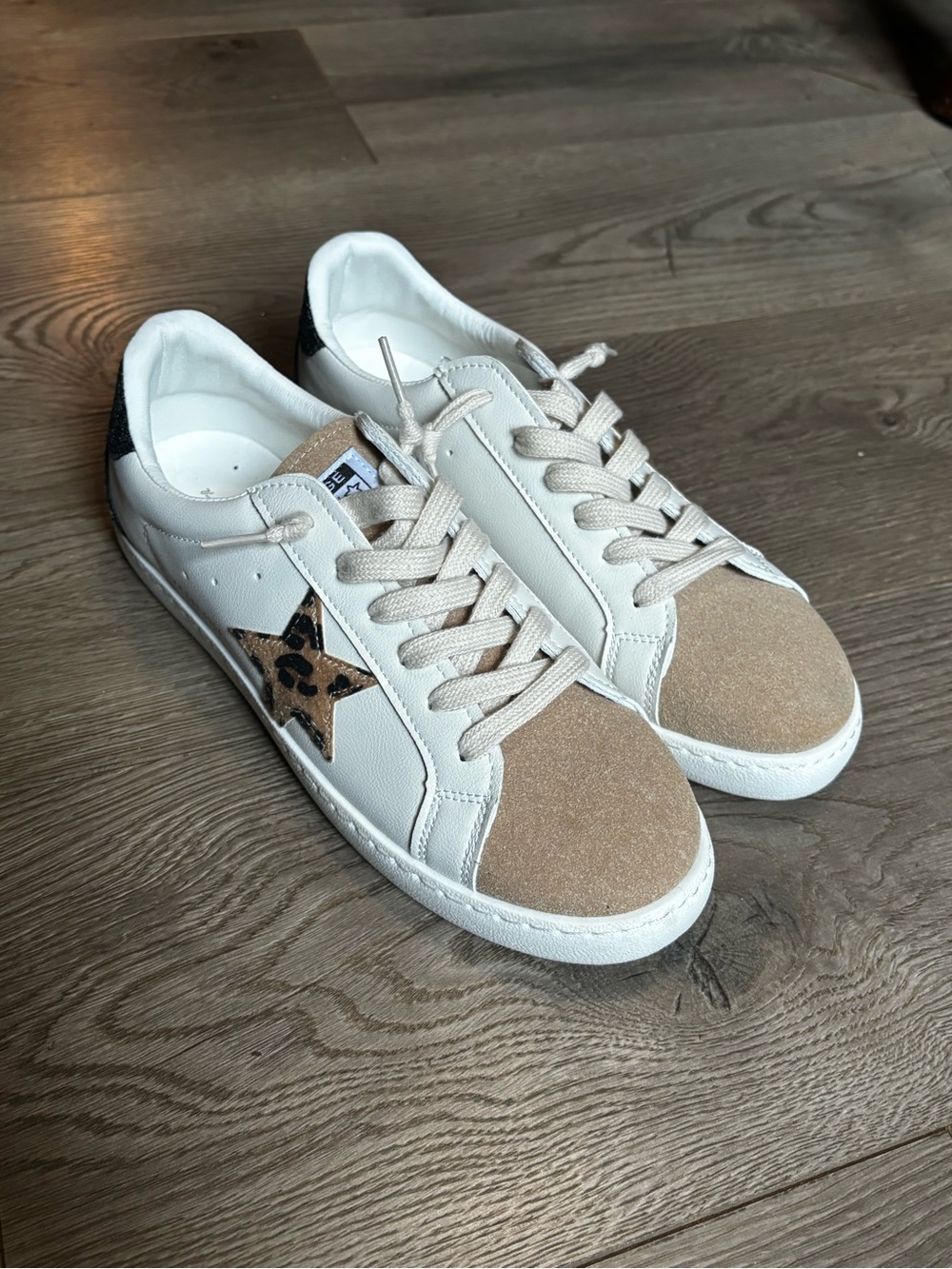 Vintage Havana White Sneakers with Tan Suede Toe and Leopard Star